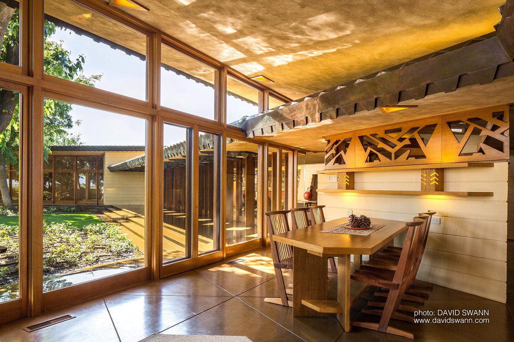 Frank-Lloyd-Wright-6671