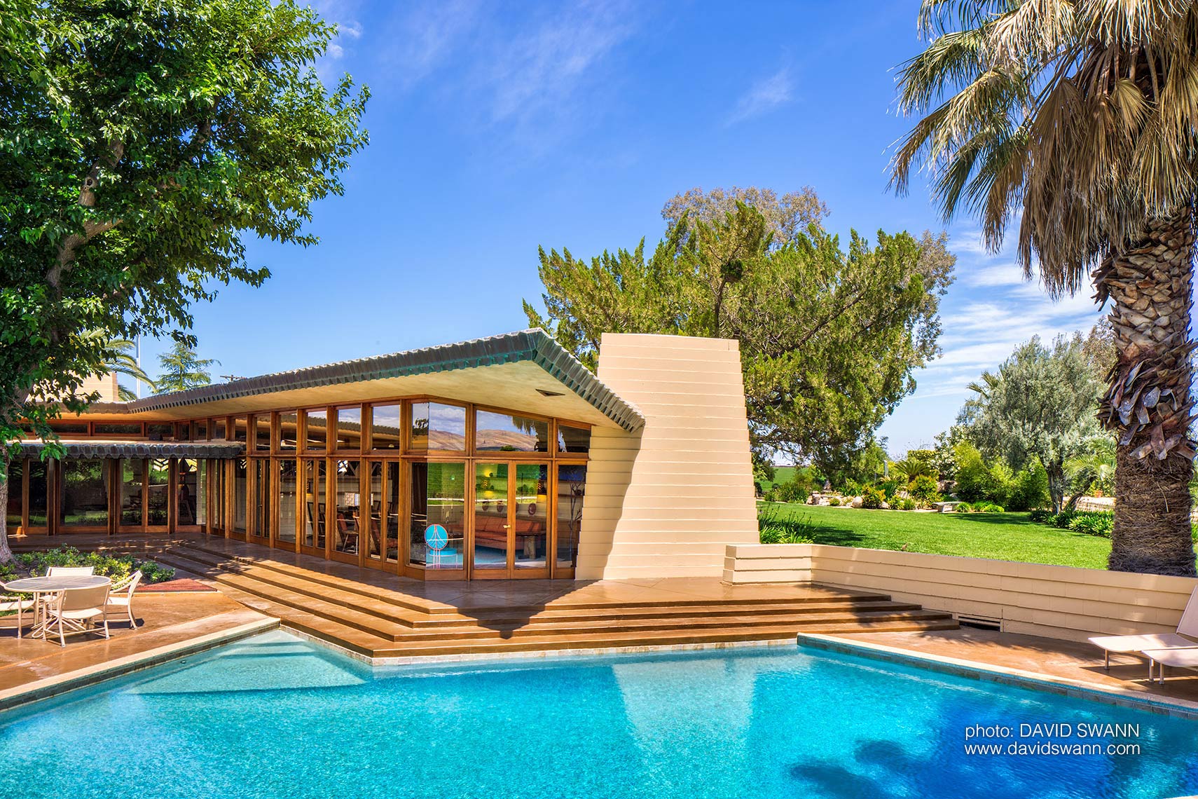 Frank-Lloyd-Wright-8248
